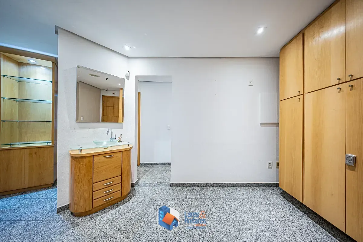 Imagem Conjunto comercial para venda em Vila Mariana, 100m²