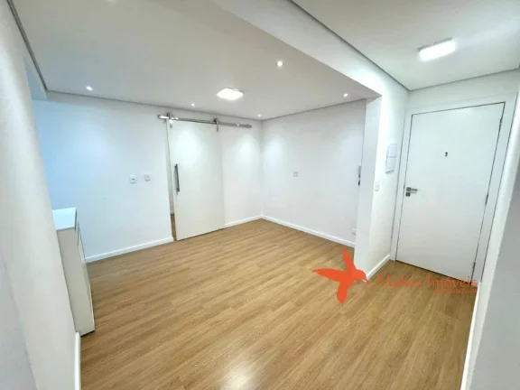 Imagem Oportunidade única: Apartamento à venda em Pinheiros, São Paulo - 2 quartos, 3 salas, 1 banheiro, lavabo, 1 vaga, 76m²