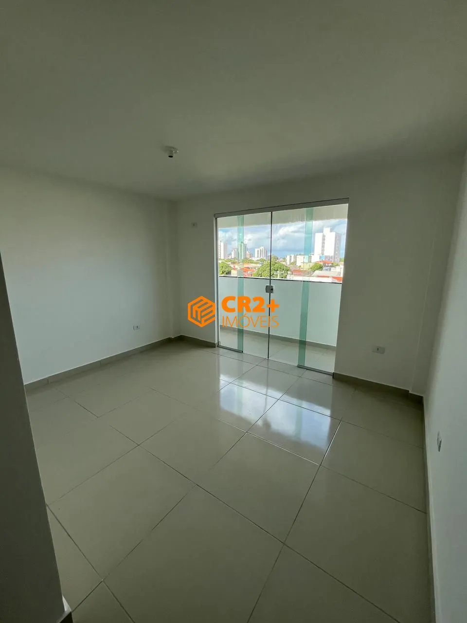 Imagem Vendo Apartamento á poucos metros do Mar, 2 quartos, 1 suíte, em Bairro Novo