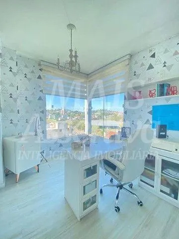 Imagem Ótima casa de alto padrão no bairro Centenário em Sapiranga/RS - 3 dormitórios
