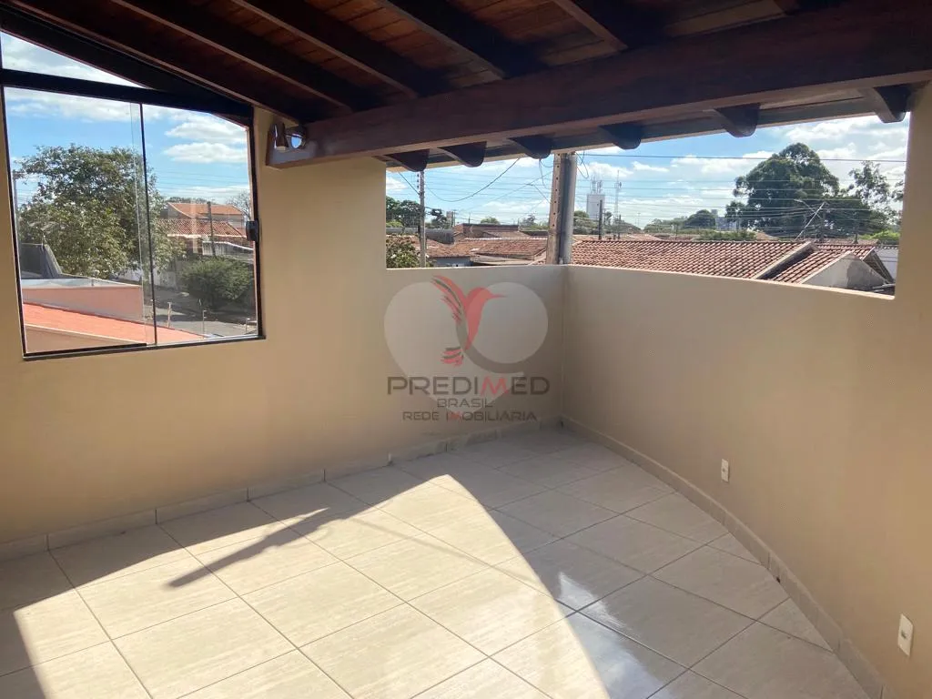 Imagem Casa de 3 quartos, 199m² no bairro Conjunto Sílvio Campanholi, em Lençóis Paulista