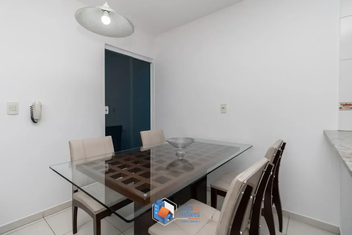 Imagem Sobrado para venda em Jardim Nossa Senhora do Carmo com 3 quartos, sendo 1 suíte, 152m²