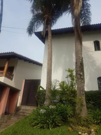 Imagem Casa no Res. Alpha 3 - 341m²