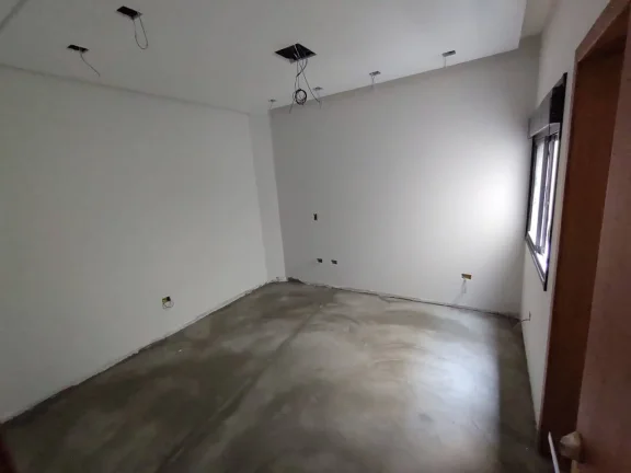 Imagem Sobrado Novo Alto Padrão 3 Dormitórios e 3 Suítes Estuda Permuta
