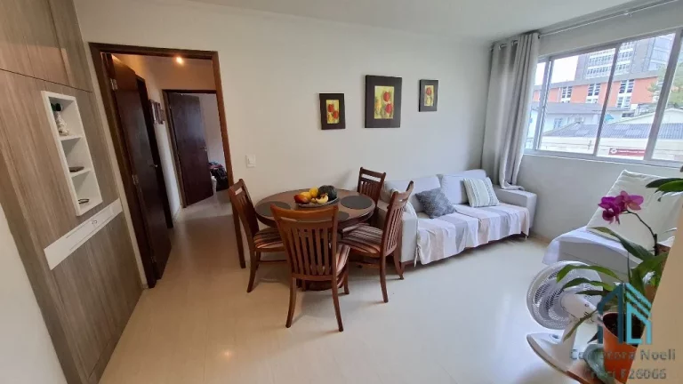 Imagem Apartamento 02 quartos, uma vaga, frente Hospital das Clinicas HC me Curitiba PR