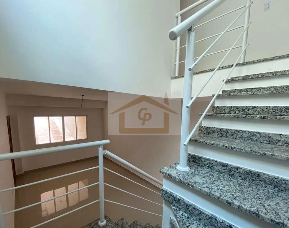 Imagem Sobrado OK 3 dorms / 1 suíte (Km 30 Rap. Tavares)