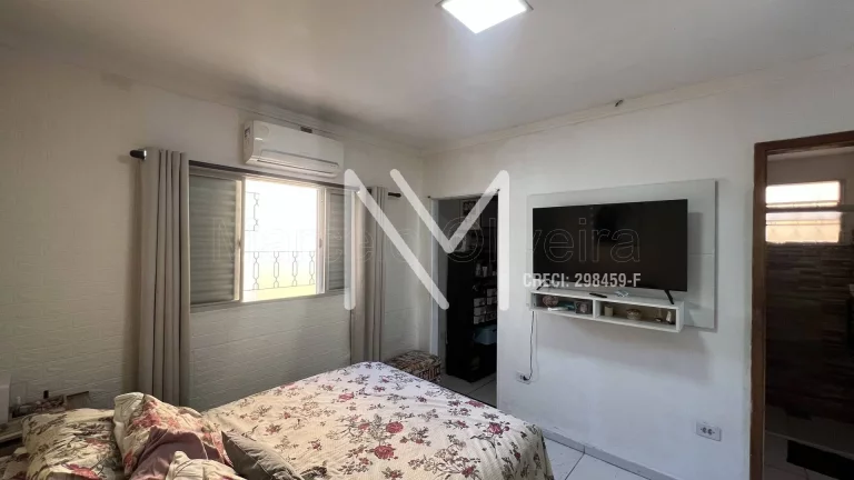 Imagem Casa à Venda 3 Quartos com edícula 190m² Total - Bairro Santana - SJC
