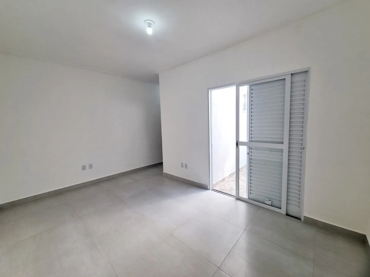 Imagem Casa à venda 3 Quartos, 1 Suite, 2 Vagas, Crispim, Pindamonhangaba - SP
