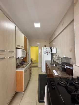 Imagem "Viva com Estilo: Apartamento Semi-Mobiliado de 2 Dormitórios no Aviação com Vista Mar"
