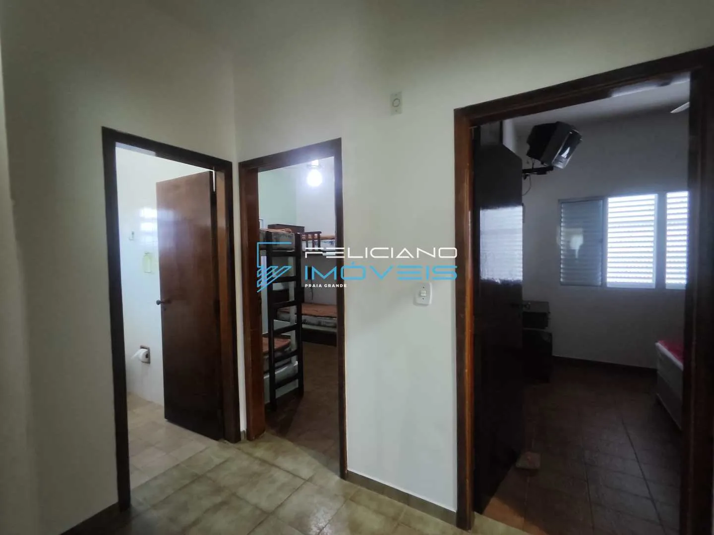 Imagem Casa com 5 quartos, Flórida, Praia Grande - R$ 1.2 mi, Cod: 4860