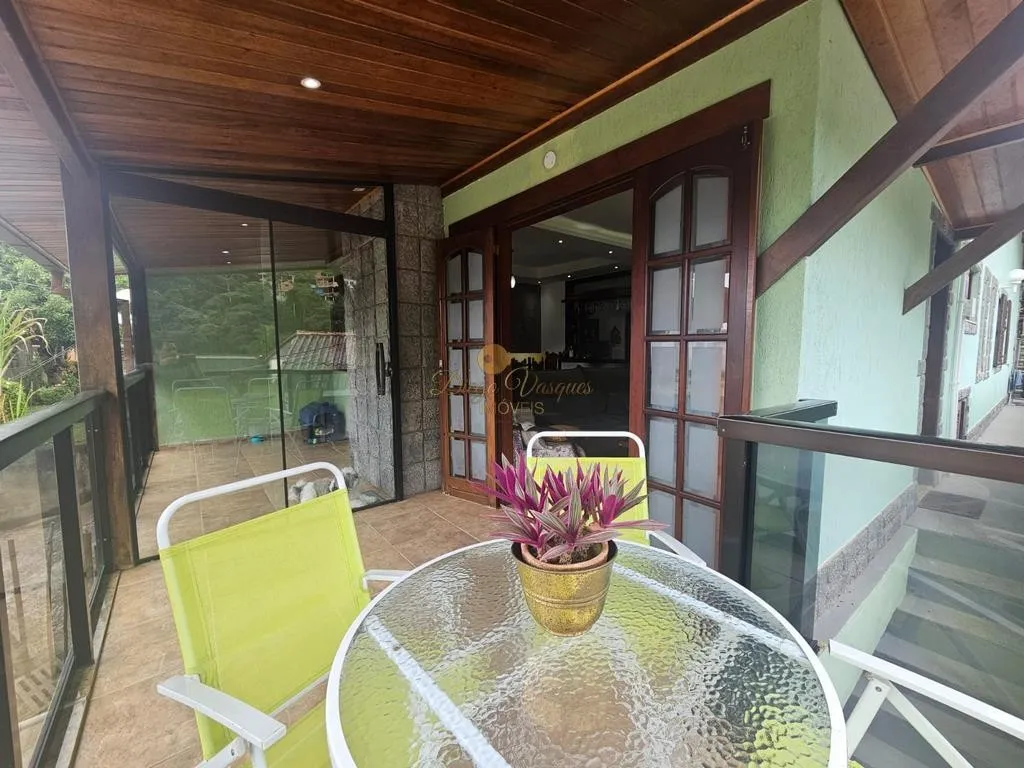 Imagem Casa para Venda em Teresópolis / RJ no bairro Caleme