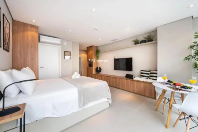 Imagem Apartamento à venda em Moema, São Paulo-SP: 1 quarto, 1 banheiro, 34m² de área.