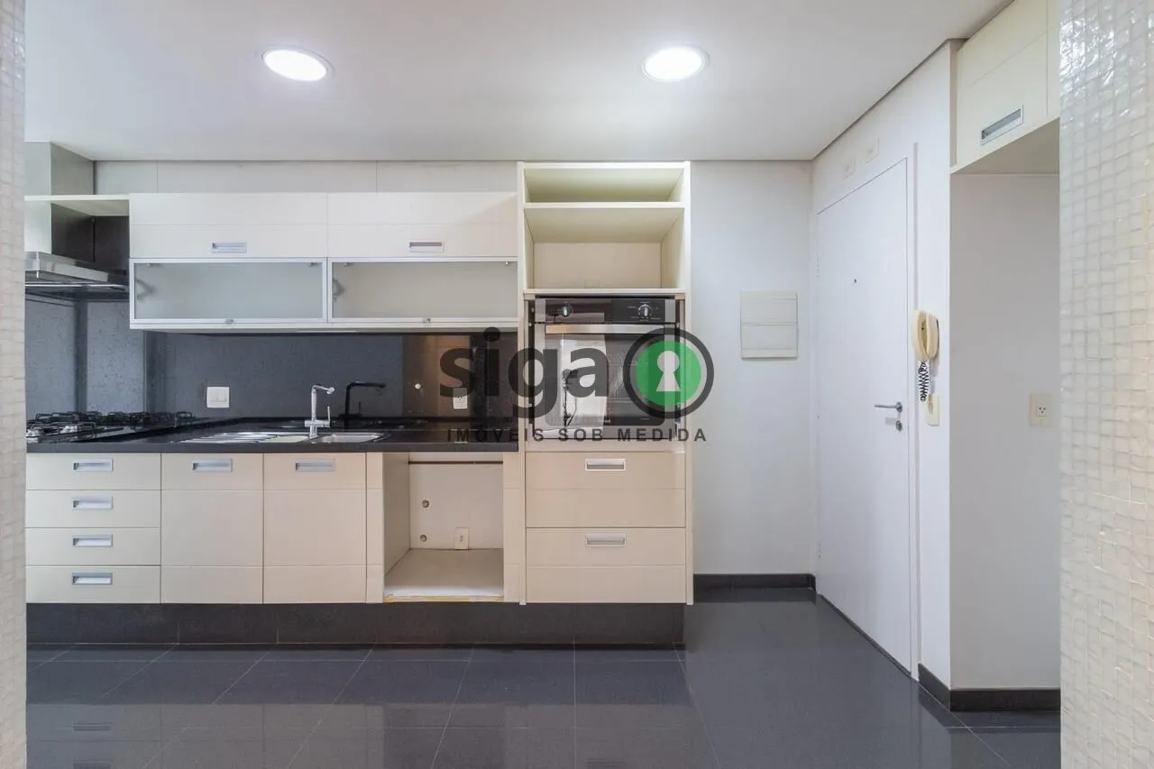 Imagem Oportunidade! Venda de apartamento em Pinheiros com 2 suítes, 2 vagas ,sem mobilia