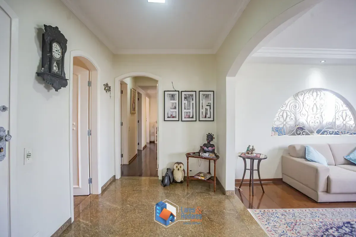 Imagem Apartamento para venda em Campo Belo com 4 quartos, sendo 3 suítes, 220m²