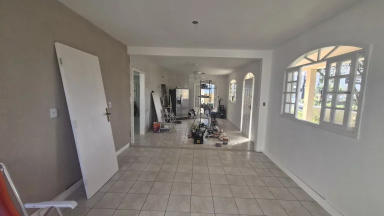 Imagem Casa com Terreno Comercial à Venda - Areias de Palhocinha, Garopaba-SC!