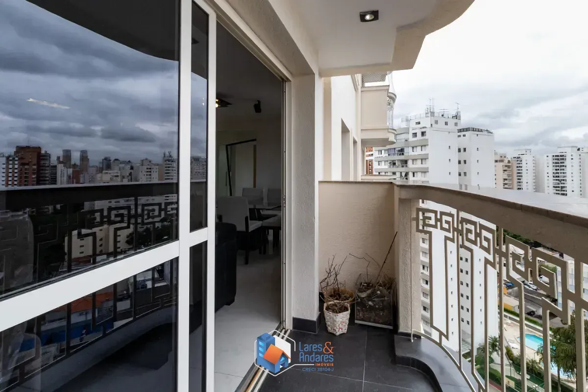 Imagem Apartamento para venda em Moema com 3 quartos, sendo 3 suítes, 150m²