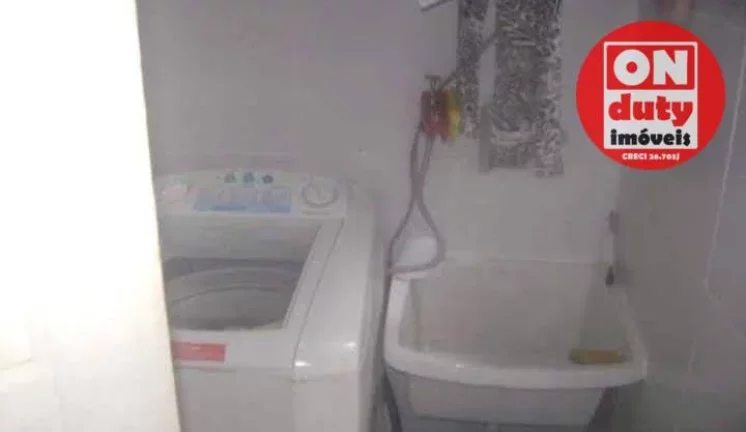 Imagem Apartamento com 2 dormitórios à venda, 70 m² por R$ 400.000,00 - Gonzaga - Santos/SP