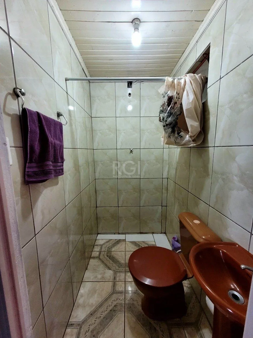 Imagem Casa com 3 quartos, 1 suíte, vaga, varanda, no bairro Hilda, Cruz Alta/RS