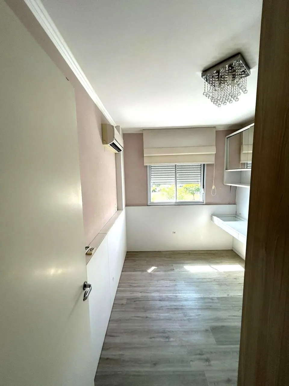 Imagem Apartamento no Sarandi de 3 dormitórios e 2 vagas