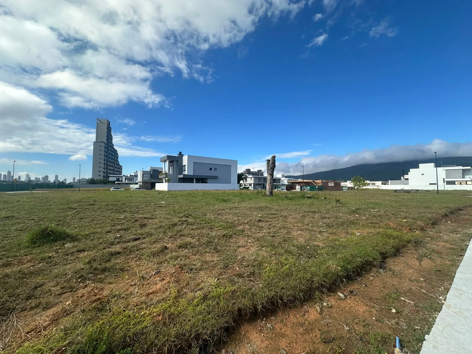 Foto do imóvel Loteamento à venda com 3602m2 por R$ 1.465.000,00
