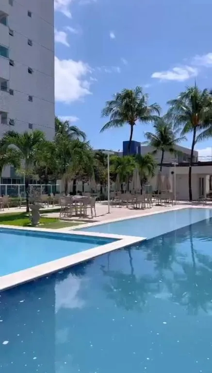 Imagem Apartamento no Bessa com 3 quartos, suíte e home club completo. Sofisticação, lazer e localização privilegiada.
