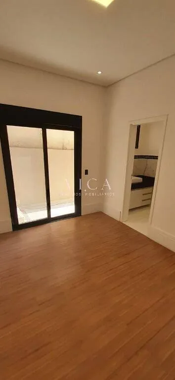 Imagem Casa com 4 dormitórios, 200m², venda por R$ 2.300.000,00 -Alphaville/SP