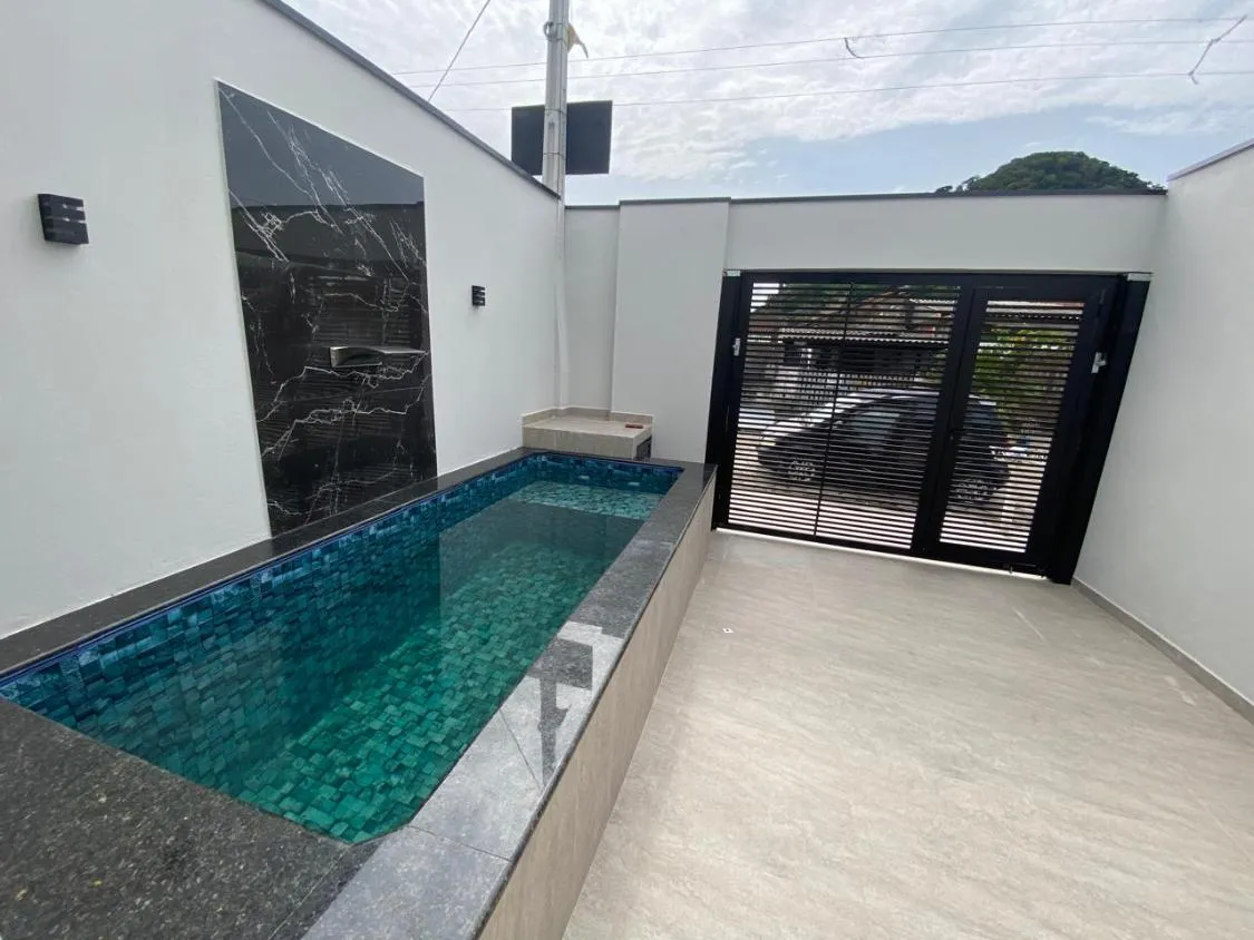 Imagem CASA NOVA COM PISCINA À VENDA NO ITAÓCA EM MONGAGUÁ FINANCIAMENTO BANCÁRIO