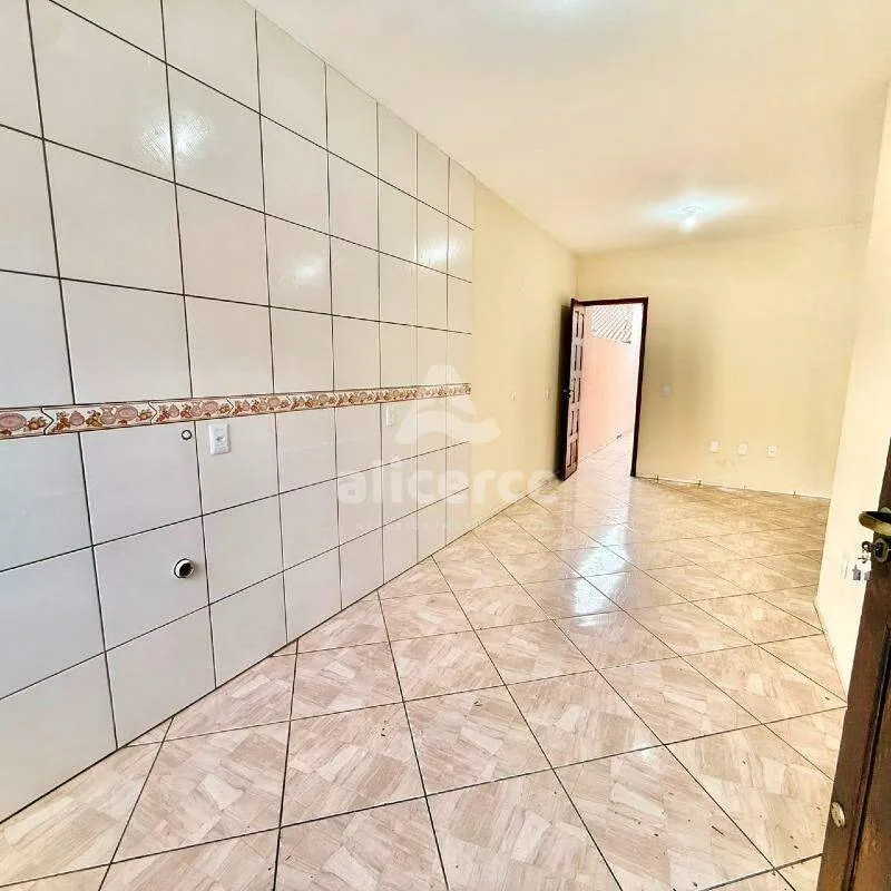 Imagem Casa Geminada à Venda com valor atrativo no bairro Forquilhas, São José/SC