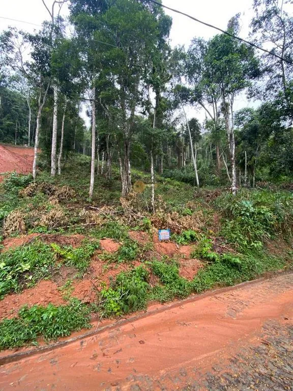 Imagem Terreno em Condomínio para Venda em Teresópolis / RJ no bairro Parque do Imbui