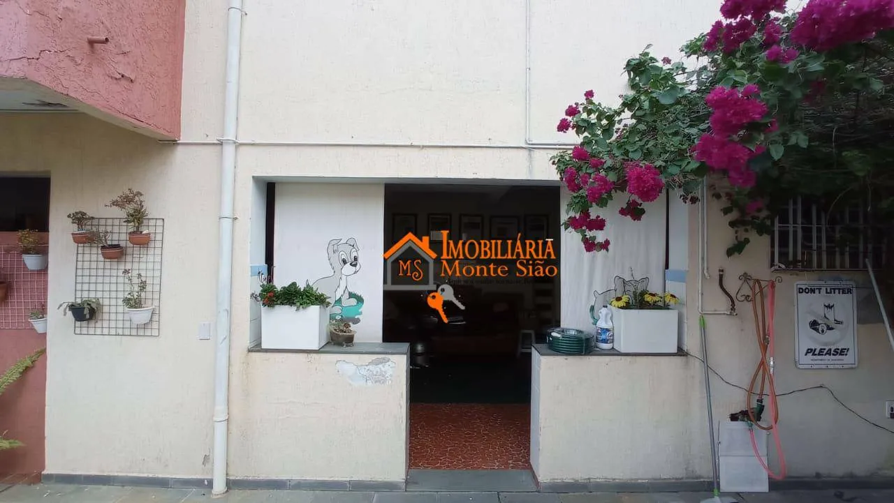 Imagem Casa com 2 dormitórios à venda, 400 m² por R$ 1.200.000,00 - Vila Galvão - Guarulhos/SP