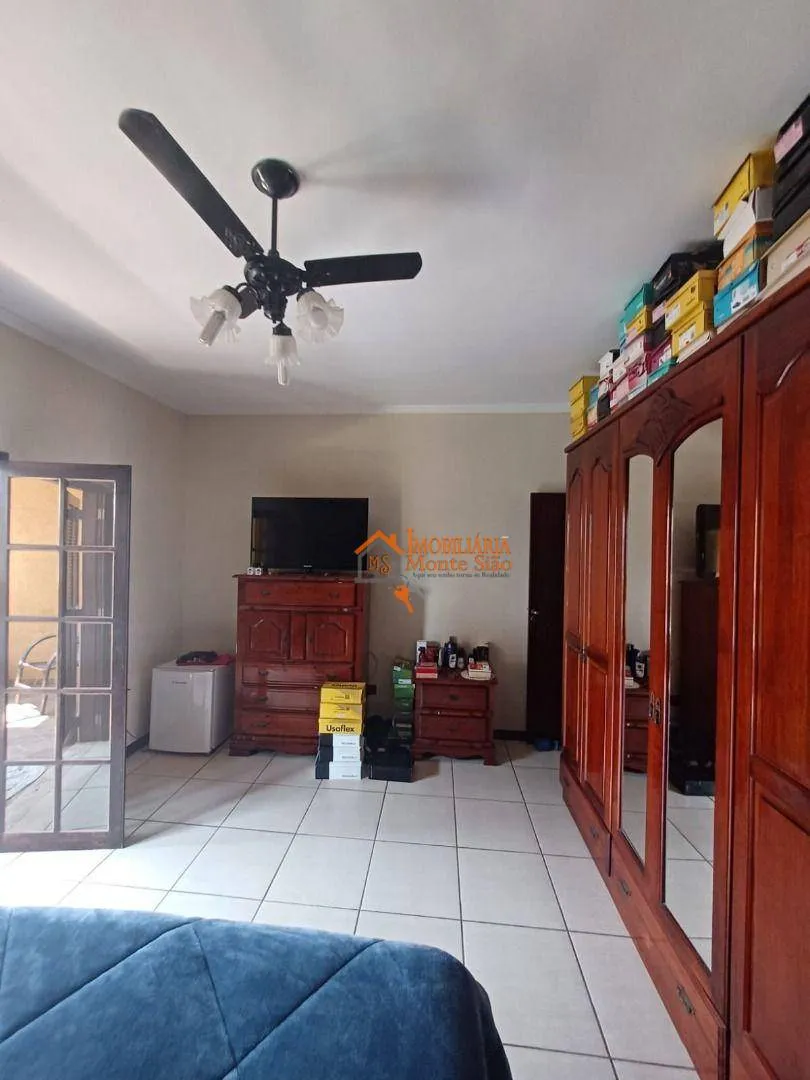 Imagem Sobrado com 3 dormitórios à venda, 230 m² por R$ 499.000,00 - Cidade Serodio - Guarulhos/SP
