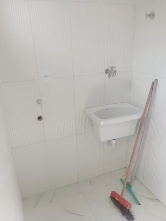 Imagem Casa nova térrea, no condomínio Quinta das Marinas , com 3 suítes sendo uma com closet , 4 vagas de garagem, pronta para ser financiada