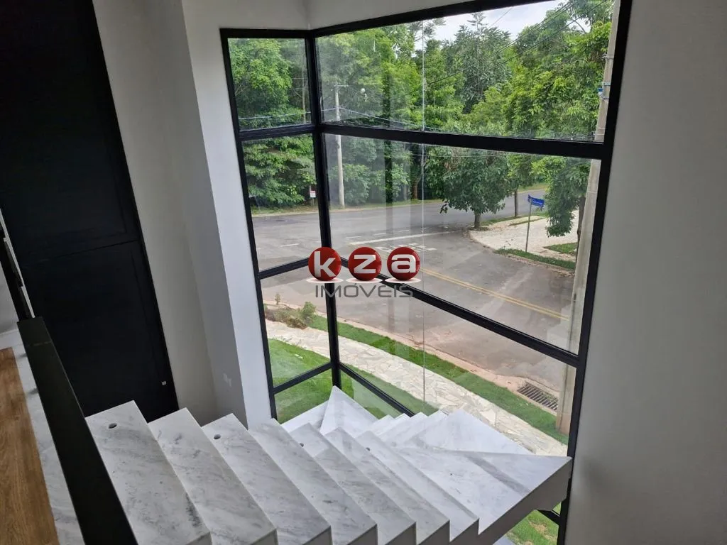 Imagem Casa Moderna e nova a venda em condomínio de alto padrão em Valinhos-SP, : 3 suítes, 4 vagas, 280m².gourmet com piscina.