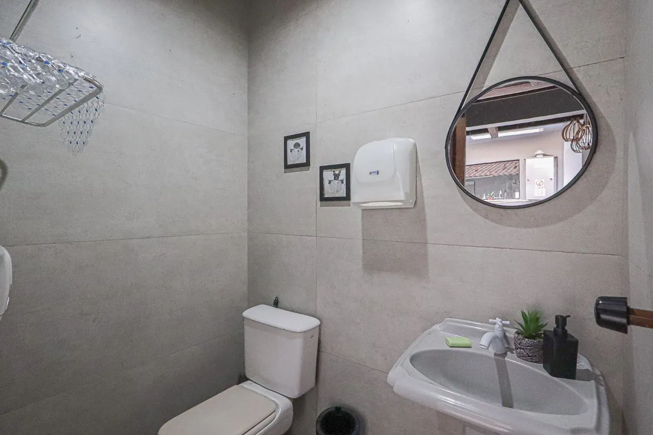 Imagem Casa, 3 dormitórios, 2 Suítes, 293,20m², Bairro Bela Vista, Porto Alegre