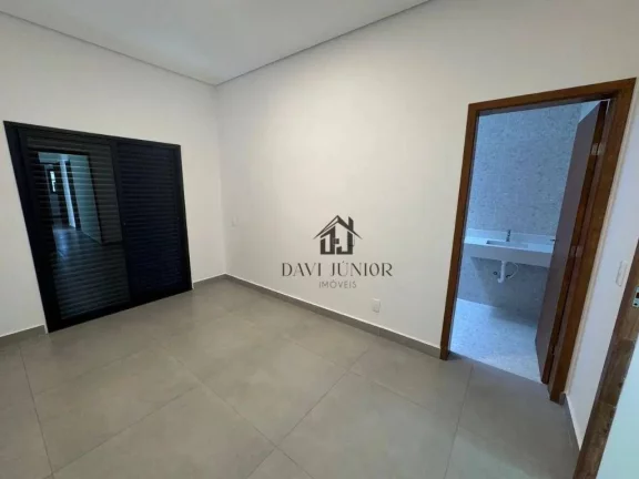 Imagem Casa com 3 dormitórios sendo 1 suite à venda, 117 m² por R$ 699.000 - Horto Florestal Villagio - Sorocaba/SP