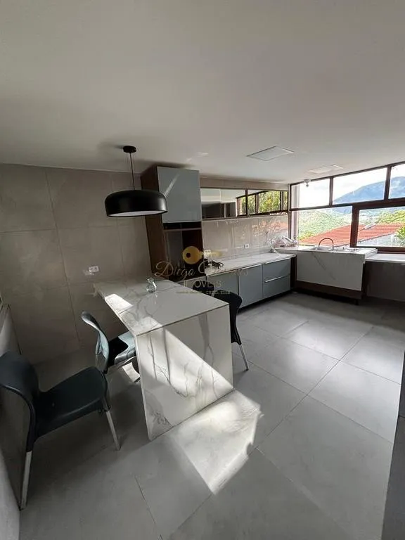 Imagem Casa para Venda em Teresópolis / RJ no bairro Iucas