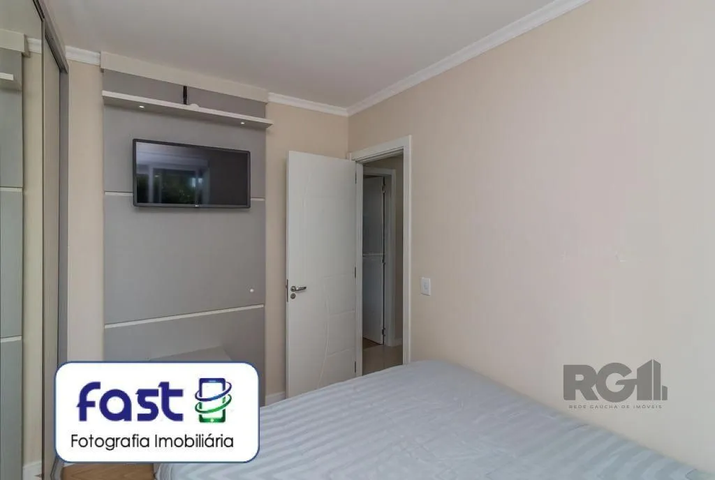 Imagem Apartamento 3 quartos, sendo 1 suíte, 82 m² de área privativa e 2 vagas de garagem individuais. Localizado na Rua/Av. Grecia, no bairro Passo D Areia em Porto Alegre.