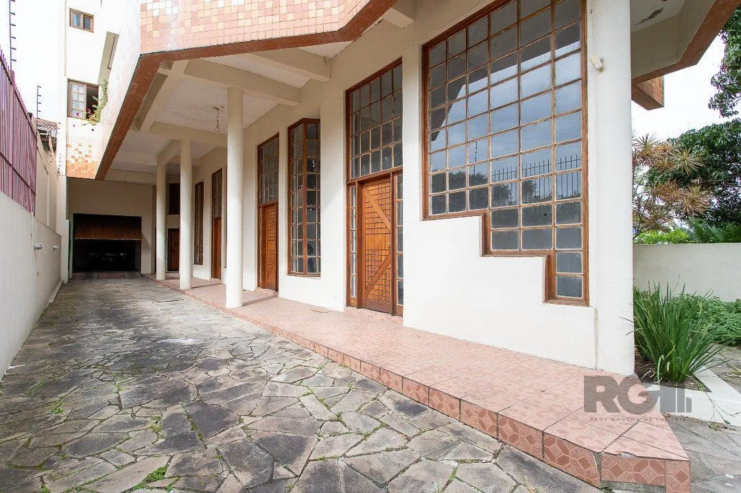 Imagem Prédio Comercial em Pedra Redonda