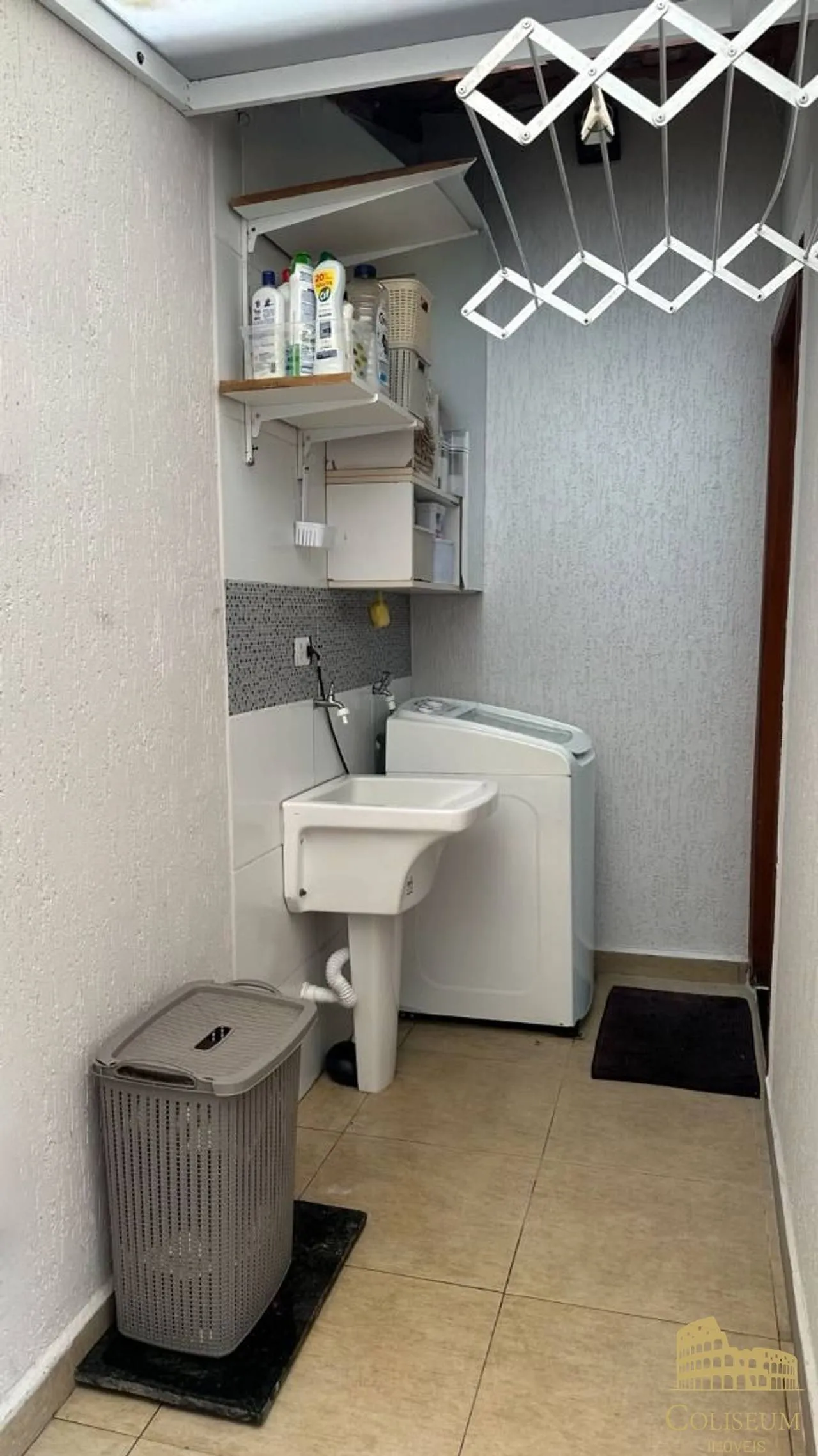 Imagem Sobrado com 3 dormitórios à venda, 87 m² por R$ 780.000,00 - Parque das Américas - Praia Grande/SP