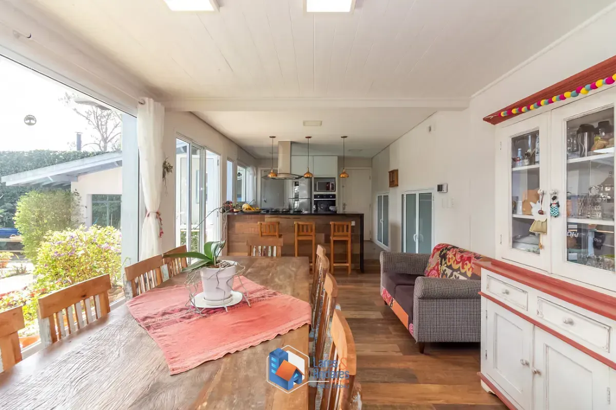 Imagem Casa para venda em Chácara Monte Alegre com 4 quartos, sendo 2 suítes, 370m²