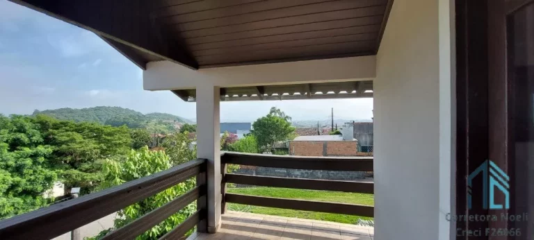 Imagem (Financiamento e estuda permuta) Sobrado a venda 04 quartos c/suíte, 04 vagas em Joinville SC
