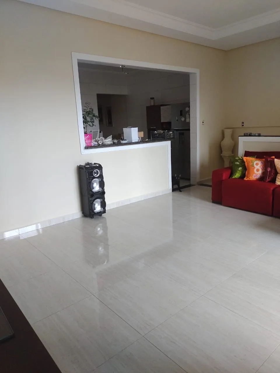 Imagem Sobrado Residencial e Comercial: O Espaço Perfeito para Viver e Empreender