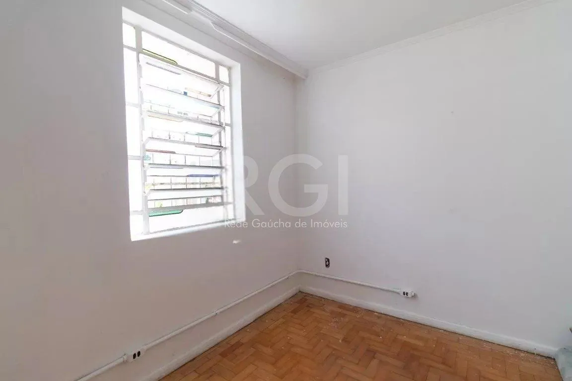 Imagem Vende casa 03 dormitórios, 275,22 m², bairro Azenha/Porto Alegre