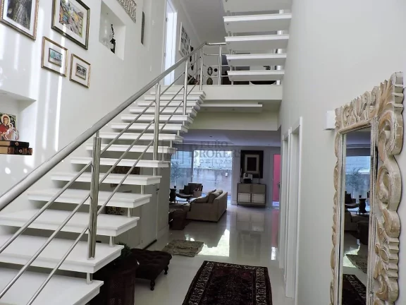 Imagem Casa com 5 dormitórios no bairro Praia dos Amores