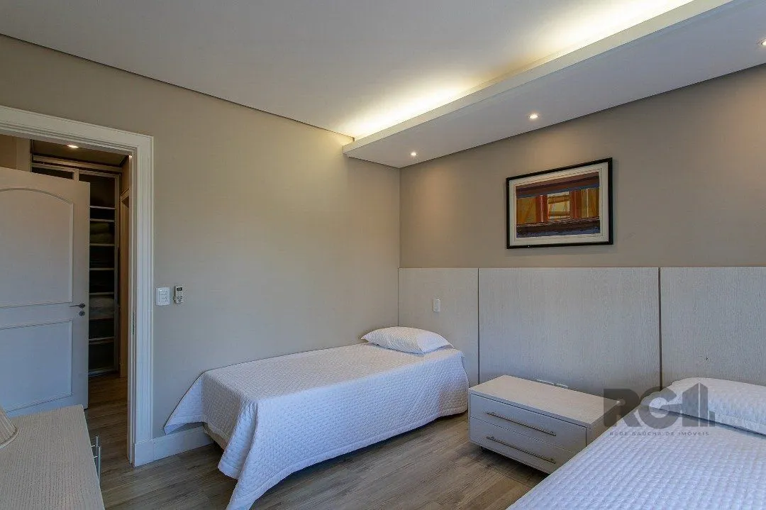 Imagem Casa Condominio para Venda - 610m², 4 dormitórios, sendo 4 suites, 3 vagas - Terra Ville