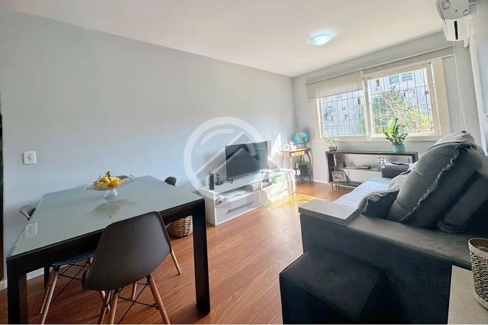 Imagem Localizado no Jardim Botânico, na Rua Buenos Aires 437, este charmoso apartamento é perfeito para ...