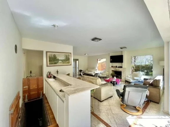Imagem Cond São Paulo II - Linda c/ 4 suítes, lareira, gourmet e piscina!