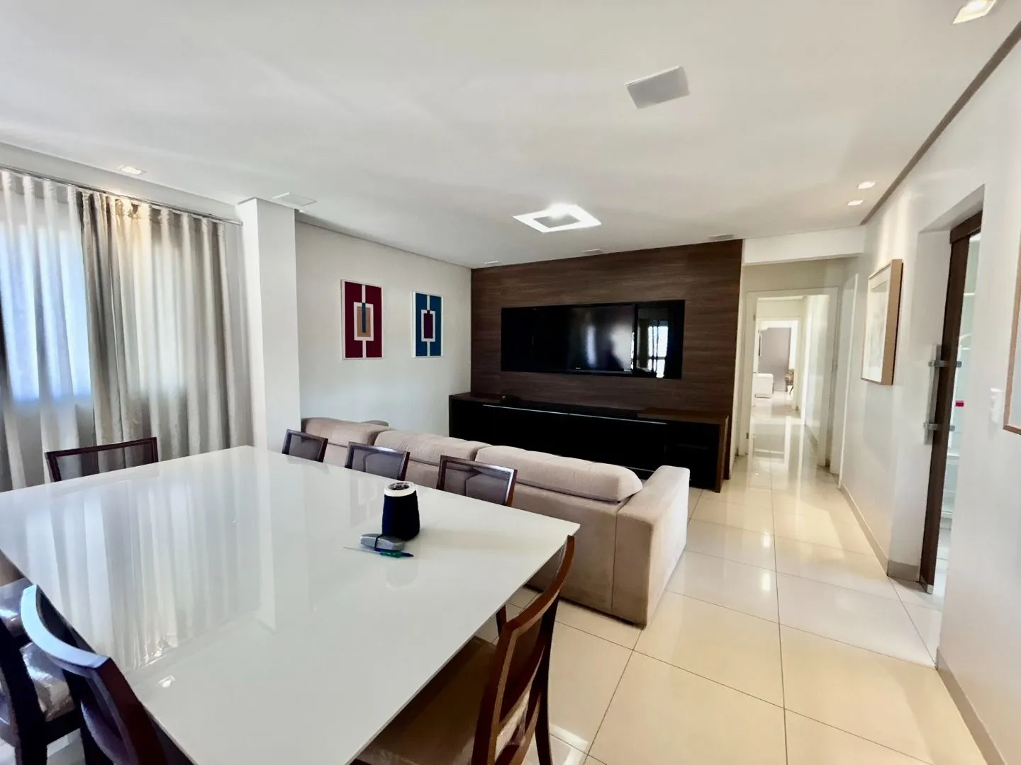 Imagem Apartamento com 3 dormitórios para alugar, 160 m² por R$ 6.800/mês - Centro - Patos de Minas/MG