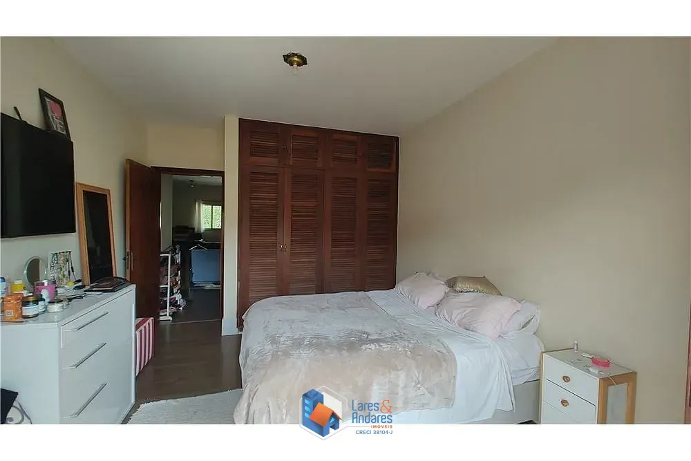 Imagem Casa à venda 3 Quartos 3 Suites 4 Vagas 410M² Jardim dos Estados São Paulo - SP