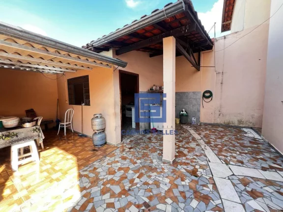 Imagem Casa com 3 dormitórios à venda, 177 m² por R$ 520.000 - Centro - Socorro/SP